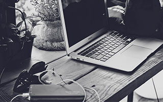 开云APP-LGD碾压100T，Kanavi成为全场焦点淘汰赛3:2（伦敦）