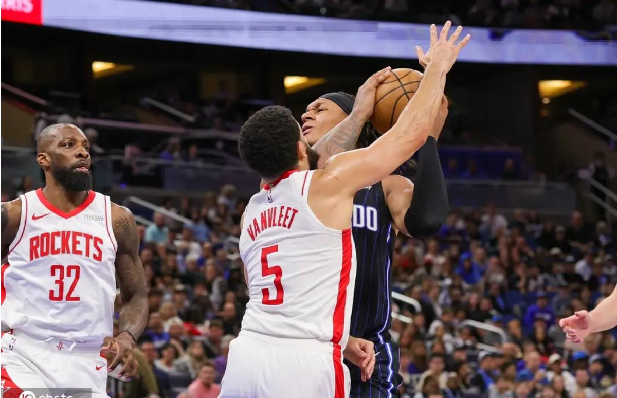 火箭绝境中挑战魔术,球队需团结一致拿下胜利,势不可挡 火箭绝境中挑战魔术,球队需团结一致拿下胜利,势不可挡