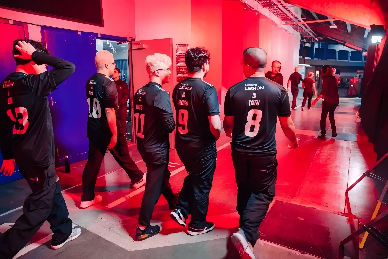 G2险胜V5,369线上压制力十足鏖战多局入围赛,技惊四座 G2险胜V5,369线上压制力十足鏖战多局入围赛,技惊四座