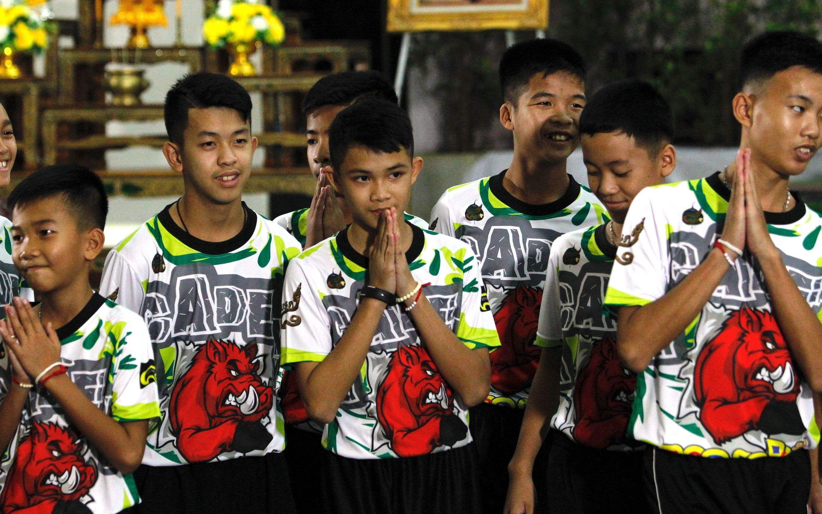 包含泰国队碾压韩国队,黄鸭组合带队取胜的词条 包含泰国队碾压韩国队,黄鸭组合带队取胜的词条