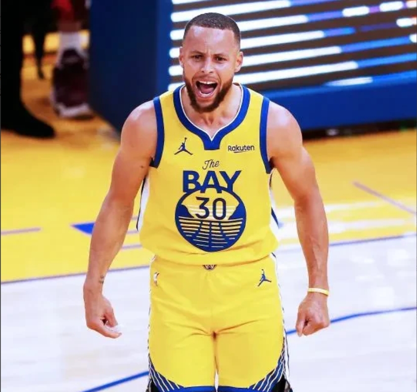 开云体育APP下载-湖人力克凯尔特人，张镇麟关键制胜的简单介绍