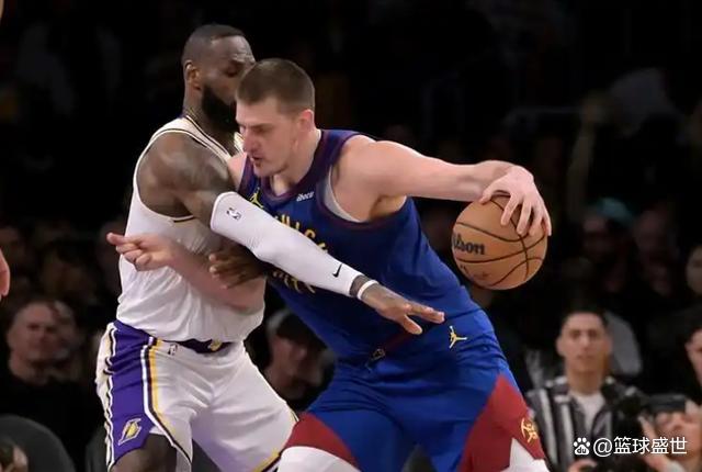 开云体育在线-湖人轻取魔术，约基奇扛起全队的简单介绍