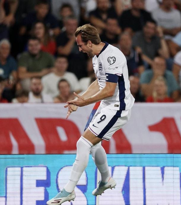 德国队横扫英格兰队,马龙状态火热 德国队横扫英格兰队,马龙状态火热