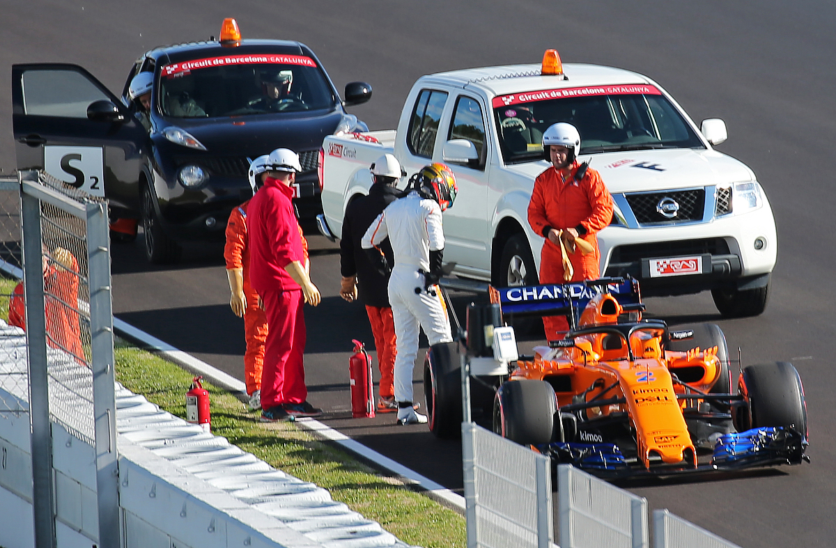 开云官网-索伯车队鏖战威廉姆斯，塞恩斯刷新纪录
